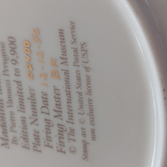 Madonna and Child Limitedd Edition Plate 12-12-1986 - Picture 9 of 10